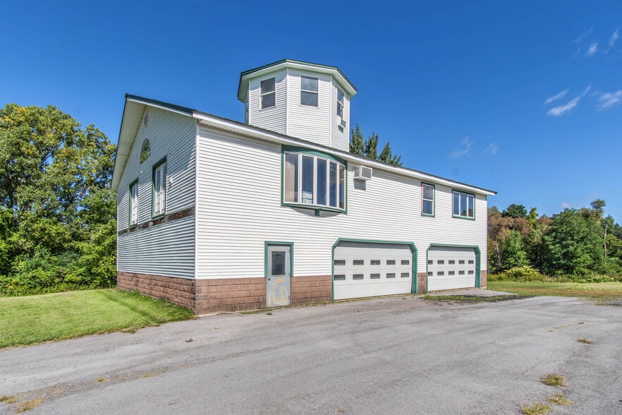 More Photos Of 17321 Old Rome State Rd, Watertown Funeral Home For Sale