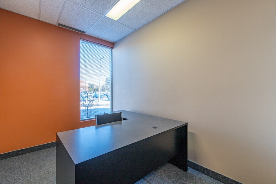 More Photos Of 786 St King E, Sherbrooke Storefront Retail Office For Sale
