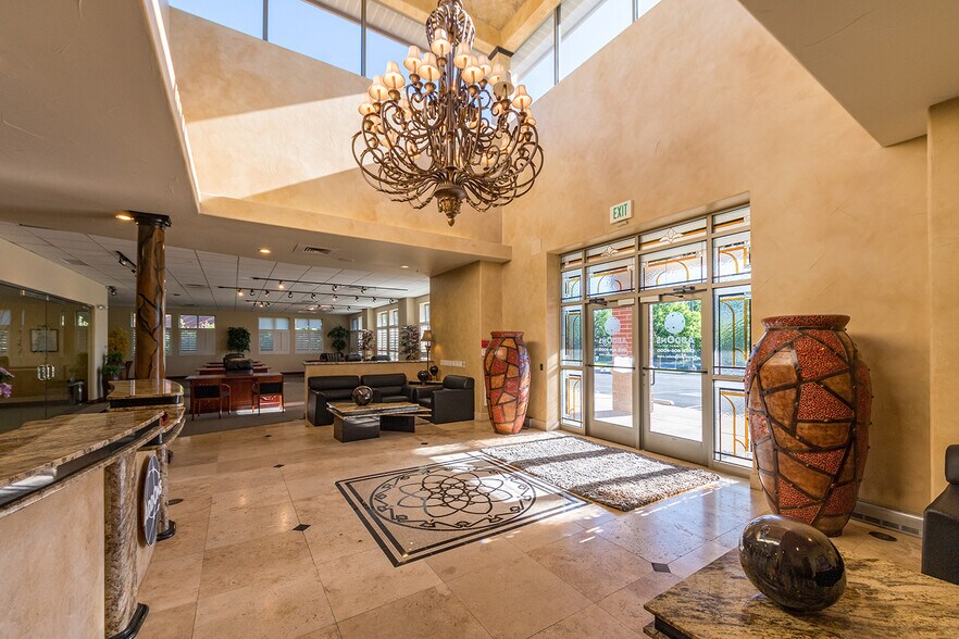 More Photos Of 8040 Southpark Ln, Littleton Office For Lease