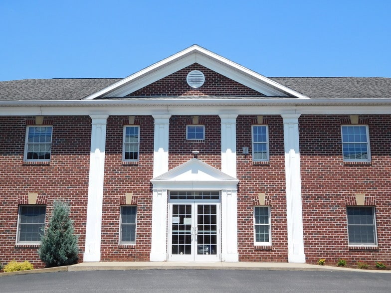 More Photos Of 430 Spruce St, Morgantown Office For Lease