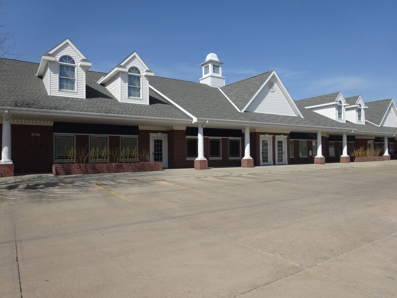 More Photos Of 5715 S 34th St, Lincoln Office For Lease