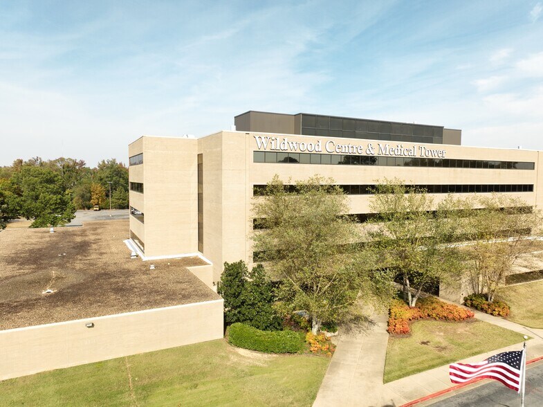 More Photos Of 2402 Wildwood Ave, North Little Rock Medical For Lease
