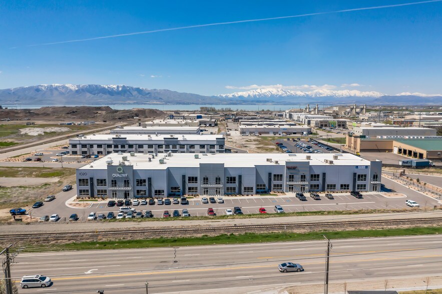 More Photos Of 1020 W 600 S, Lindon Warehouse For Lease