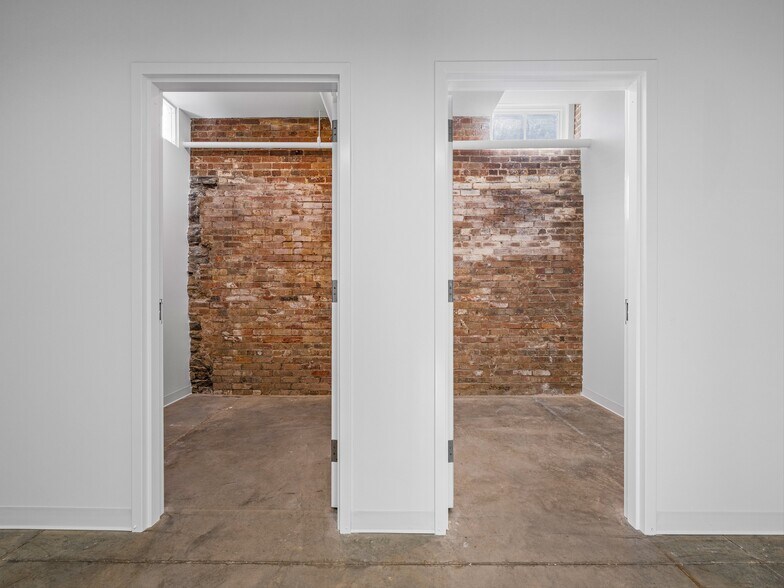 More Photos Of 170 Lyman St, Asheville Office For Lease