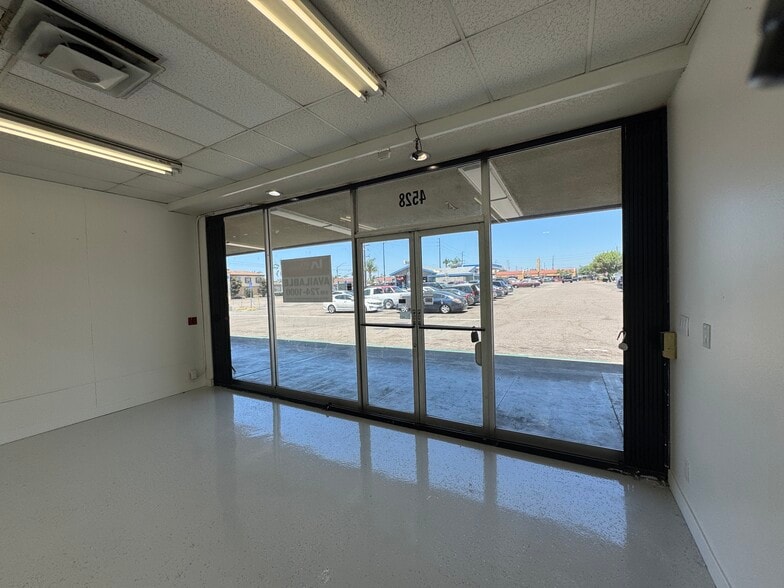 More Photos Of 4516-4550 E Chapman Ave, Orange Unknown For Lease