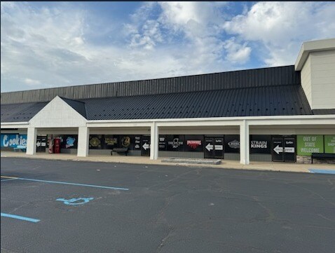 More Photos Of 14750-14930 Laplaisance Rd, Monroe Unknown For Lease