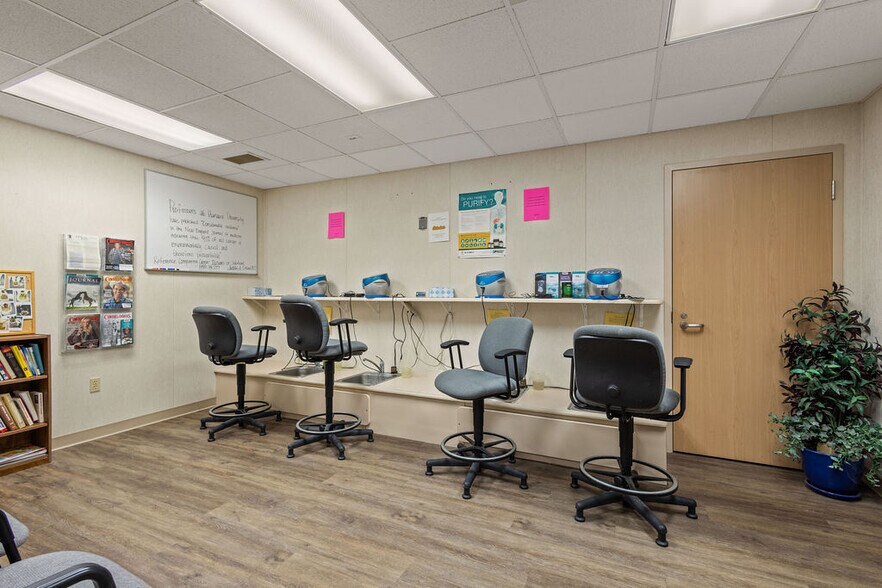 More Photos Of 2559 37th Ave, Columbus Medical For Sale