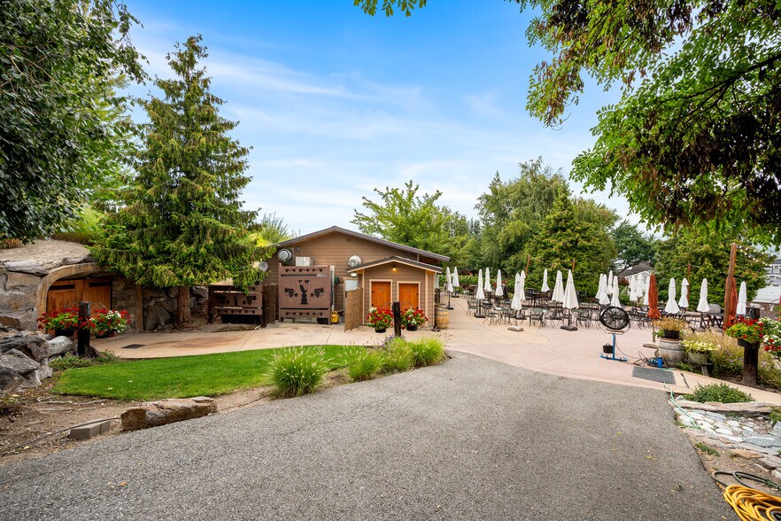 More Photos Of 250 Karma Kanyon Dr, Chelan Winery Vineyard For Sale
