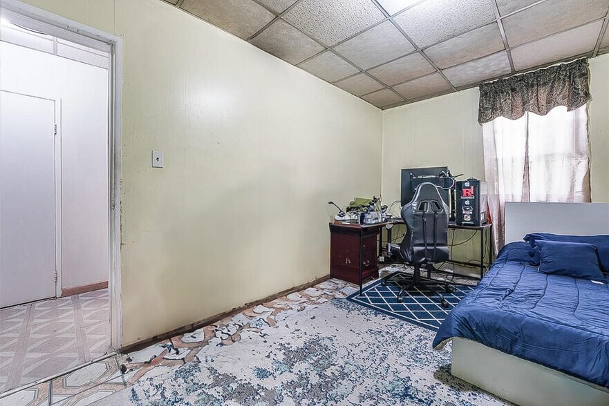 More Photos Of 113 34th St, Union City Apartments For Sale