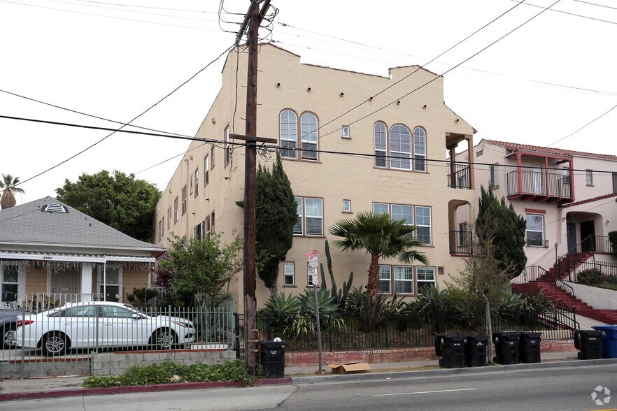 More Photos Of 1110 S Normandie Ave, Los Angeles Apartments For Sale