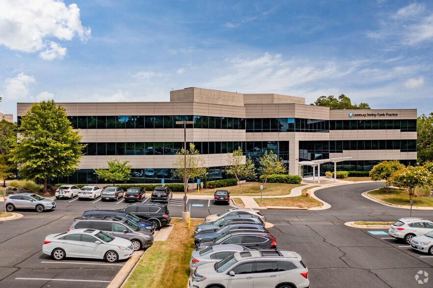 More Photos Of 44084 Riverside Pky, Lansdowne Office For Sale