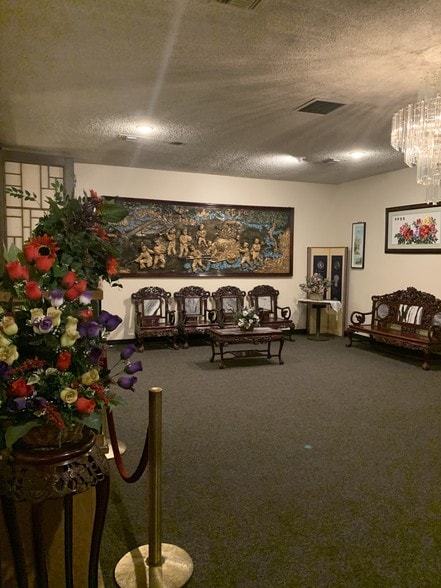 More Photos Of 9645 Central Ave, Montclair Restaurant For Sale