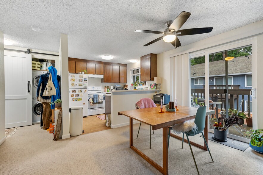 More Photos Of 19425 76th Ave W, Lynnwood Apartments For Sale