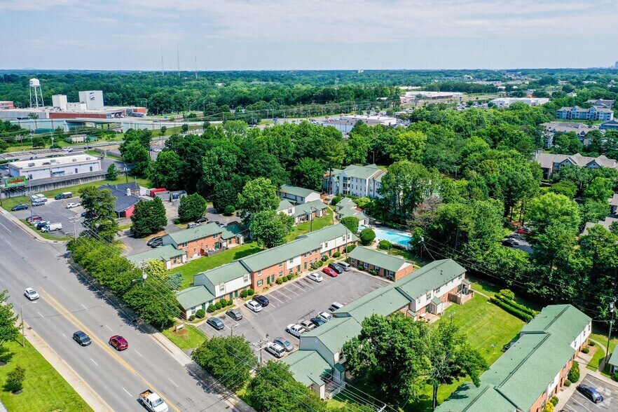 More Photos Of 1357 Sharon Rd W, Charlotte Apartments For Sale