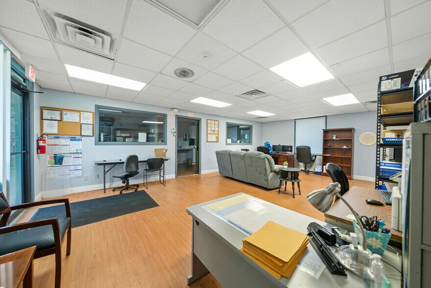 More Photos Of 1600 Jenks Ave, Panama City Medical For Sale