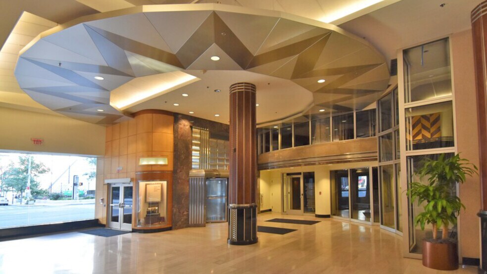 More Photos Of 960 Main St, Hartford Office For Lease