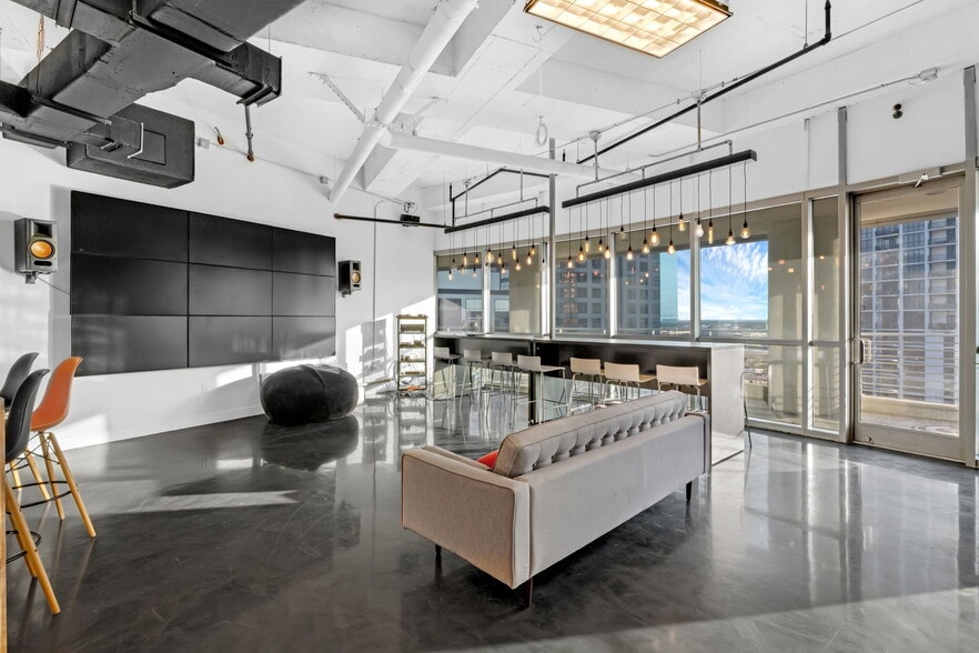 More Photos Of 121-189 S Orange Ave, Orlando Office Residential For Sale