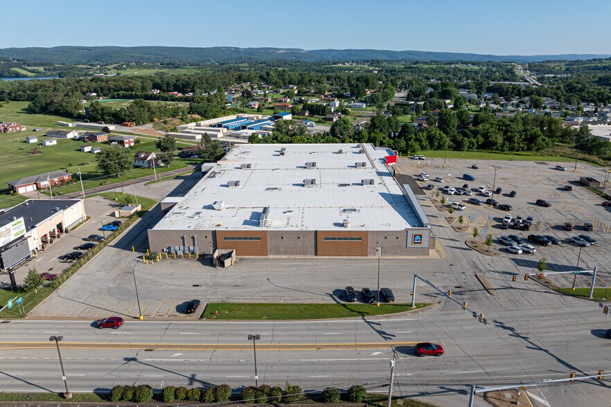 More Photos Of 100 Cross Roads Plz, Mount Pleasant Freestanding For Lease