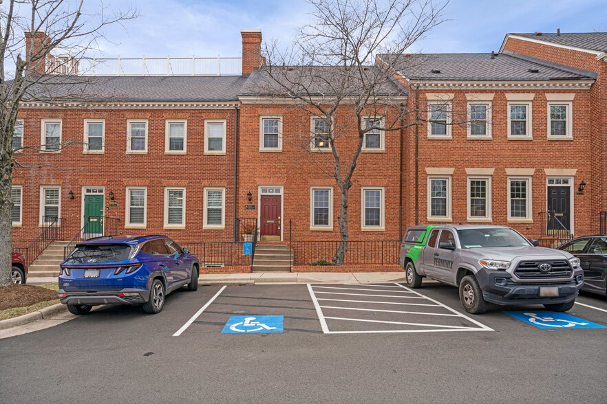 4151-4165 Chain Bridge Rd, Fairfax, VA 22030 - Office For Sale Cityfeet.com