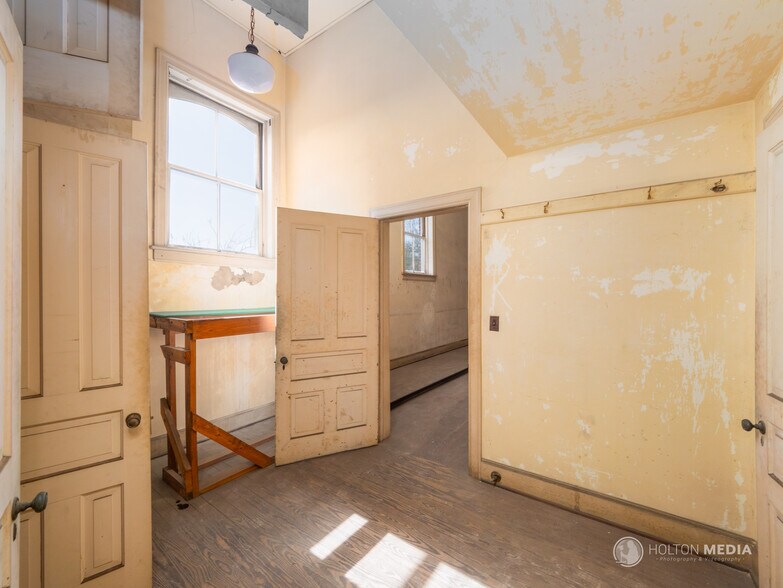 More Photos Of 1418 Newcastle St, Brunswick Storefront For Lease