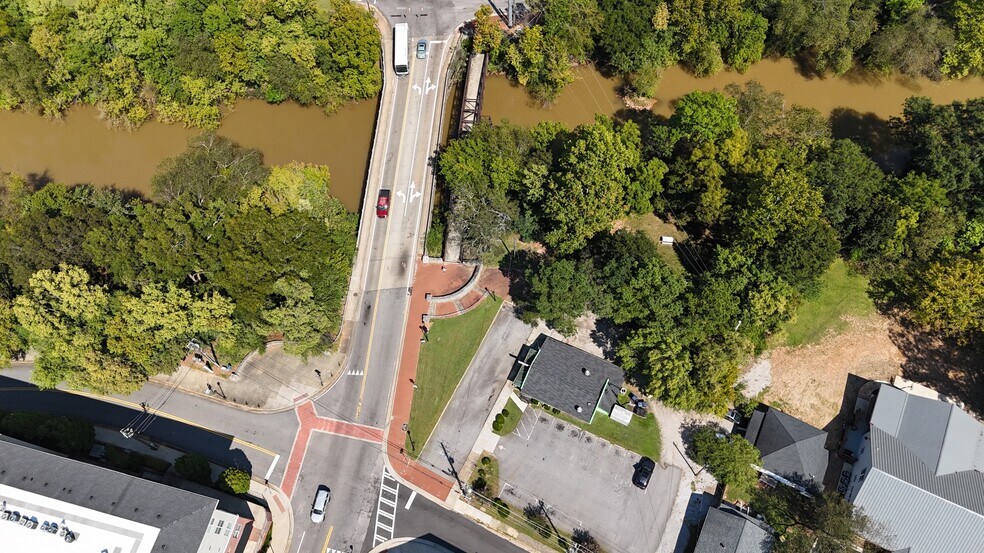 More Photos Of 1016 E Broad St, Athens Restaurant For Sale