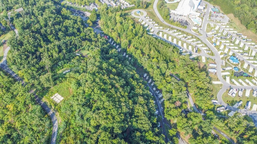 More Photos Of 251 Spring Valley Rd, Pigeon Forge Trailer Camper Park For Sale