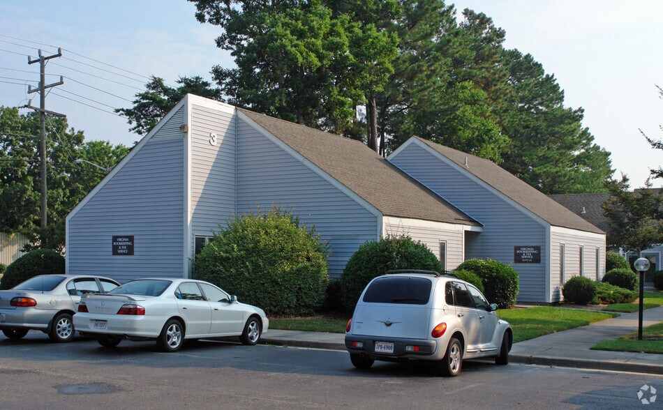 More Photos Of 710 Denbigh Blvd, Newport News Office For Lease