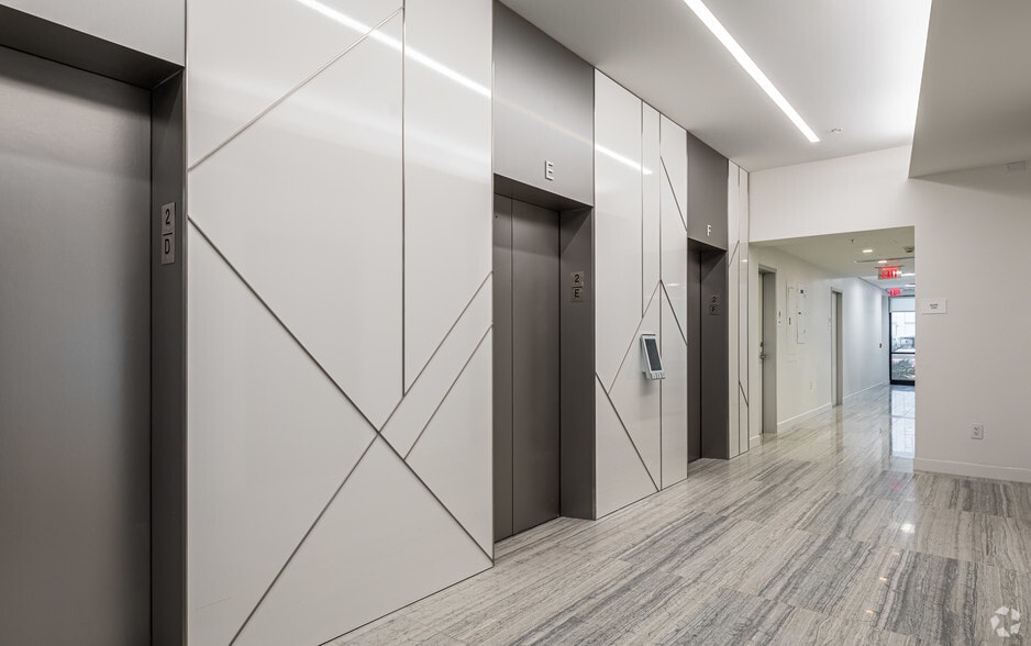 More Photos Of 44 W Flagler St, Miami Office For Lease