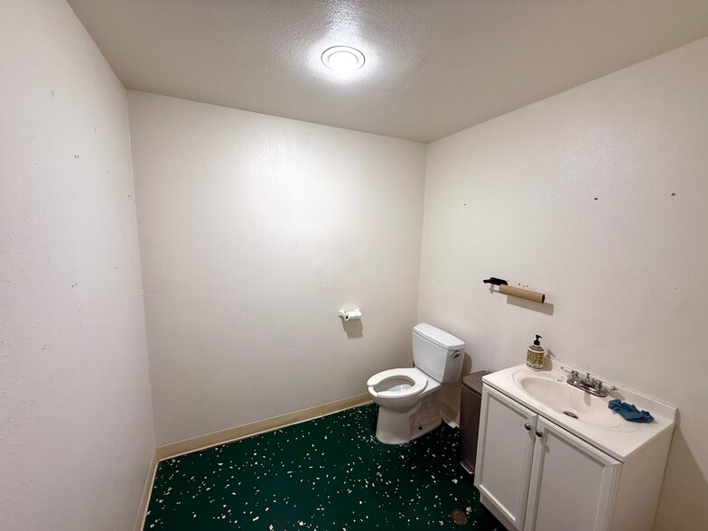 More Photos Of 3113 Market St, San Diego Office Residential For Lease