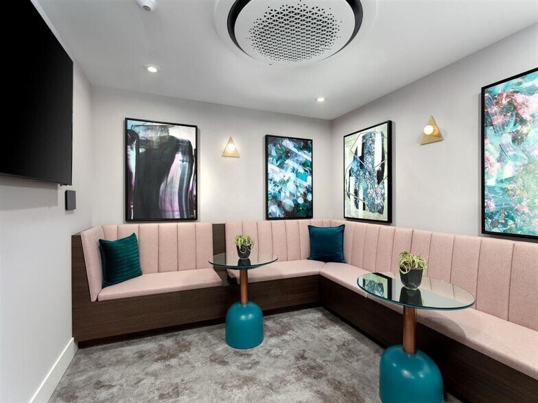 More Photos Of 375 Camino De La Reina, San Diego Multifamily For Sale