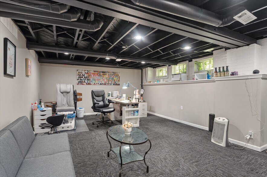 More Photos Of 1028 E Colfax Ave, South Bend Office For Sale