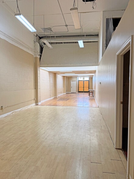 More Photos Of 1227 San Pablo Ave, Berkeley Storefront For Sale