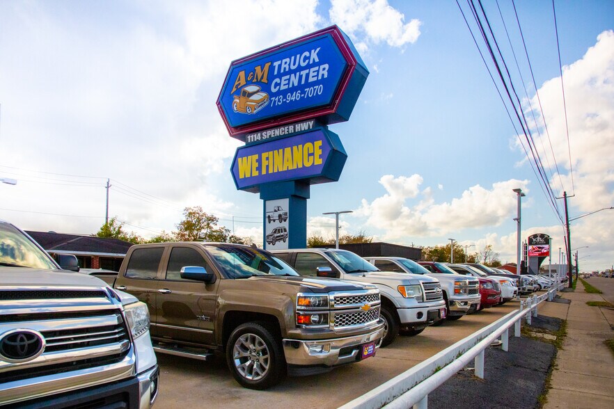 More Photos Of 1114 Spencer Hwy, South Houston Auto Dealership For Lease