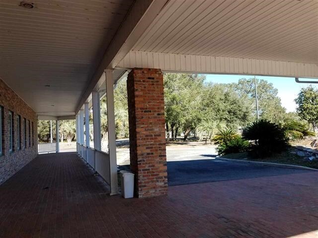 More Photos Of 2640 SE CR 255 Rd, Lee Restaurant For Sale