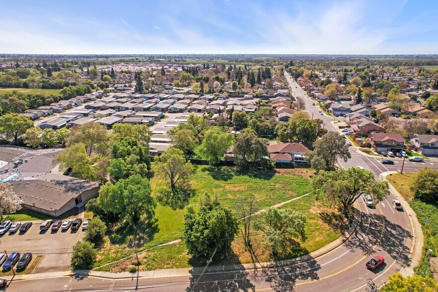 More Photos Of 114 F St, Galt Land For Sale