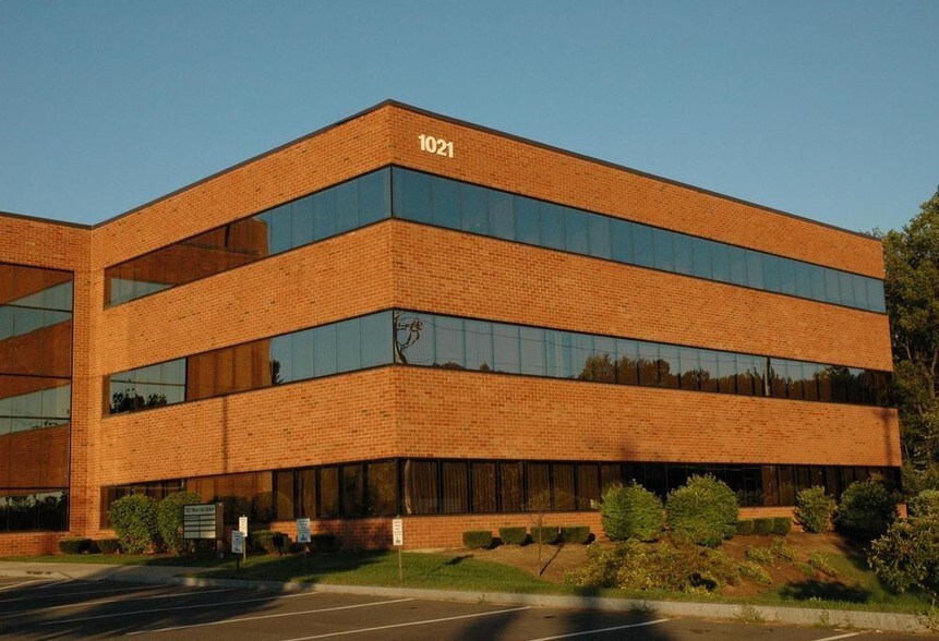 More Photos Of 1021 Watervliet Shaker Rd, Schenectady Office For Lease