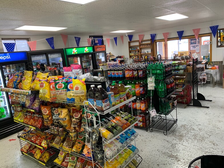 More Photos Of 8036 N Clare Ave, Harrison Convenience Store For Sale