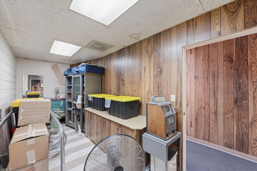 More Photos Of 2268 Long Beach Blvd, Long Beach Medical For Sale