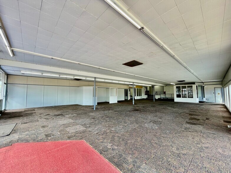 More Photos Of 7833 W Colfax Ave, Lakewood Auto Dealership For Lease