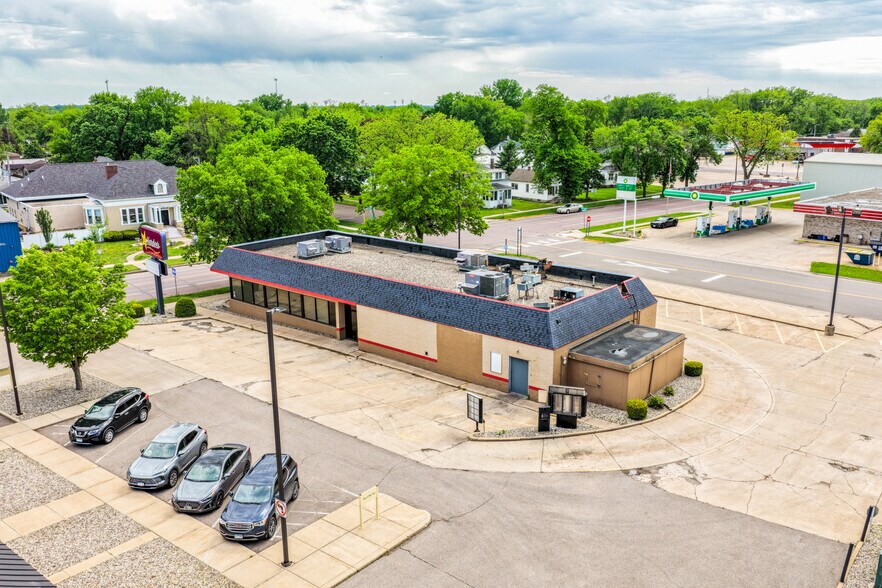 More Photos Of 320 Main St W, Sleepy Eye Fast Food For Sale