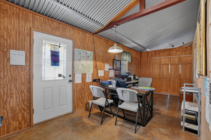 More Photos Of 3807 S County Road 1210, Midland Trailer Camper Park For Sale