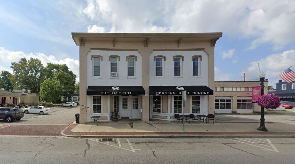 Primary Photo Of 211 E 5th St, Marysville Restaurant For Lease