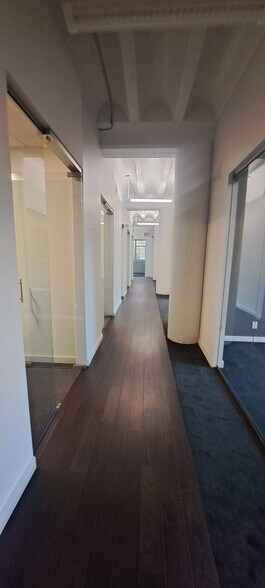 More Photos Of 401 W Superior St, Chicago Office For Sale
