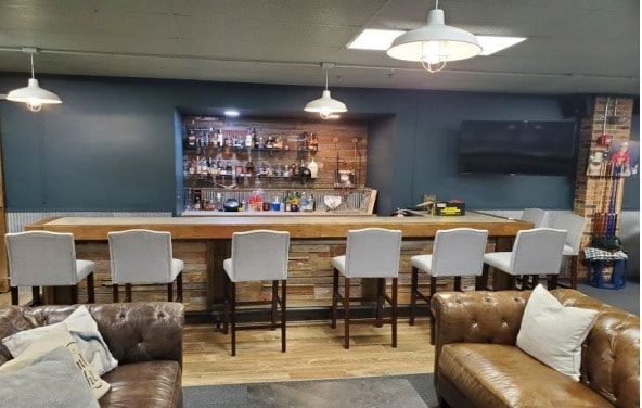 More Photos Of 1700 S Livernois Rd, Rochester Hills Warehouse For Sale