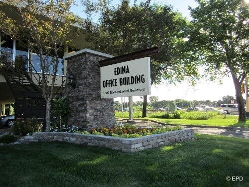 More Photos Of 5100 Edina Industrial Blvd, Edina Office For Lease