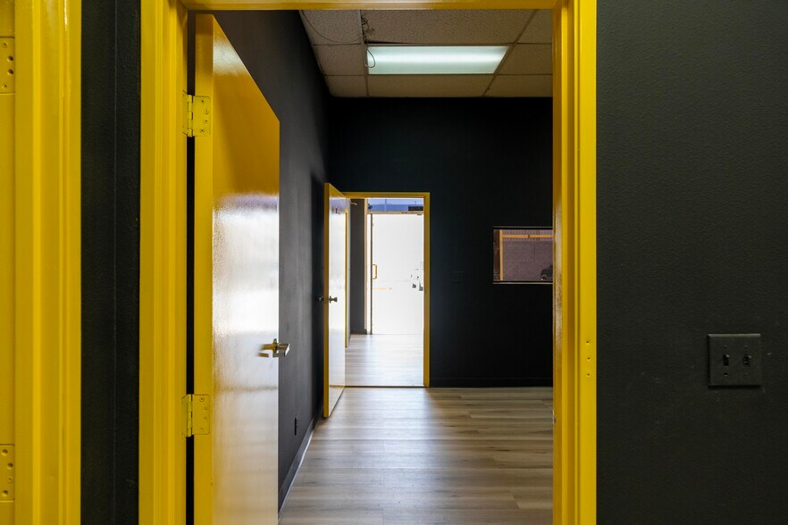 More Photos Of 15136 Valley Blvd, La Puente Warehouse For Lease
