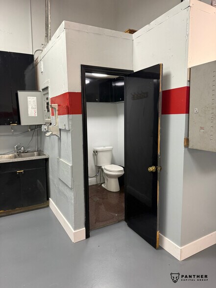 More Photos Of 5415 NW 15th St, Margate Warehouse For Sale