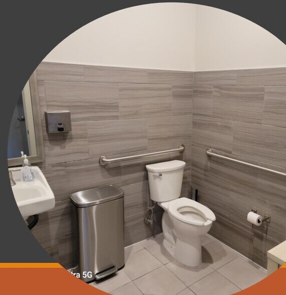 More Photos Of 9925 Gillespie Dr, Plano Medical For Sale