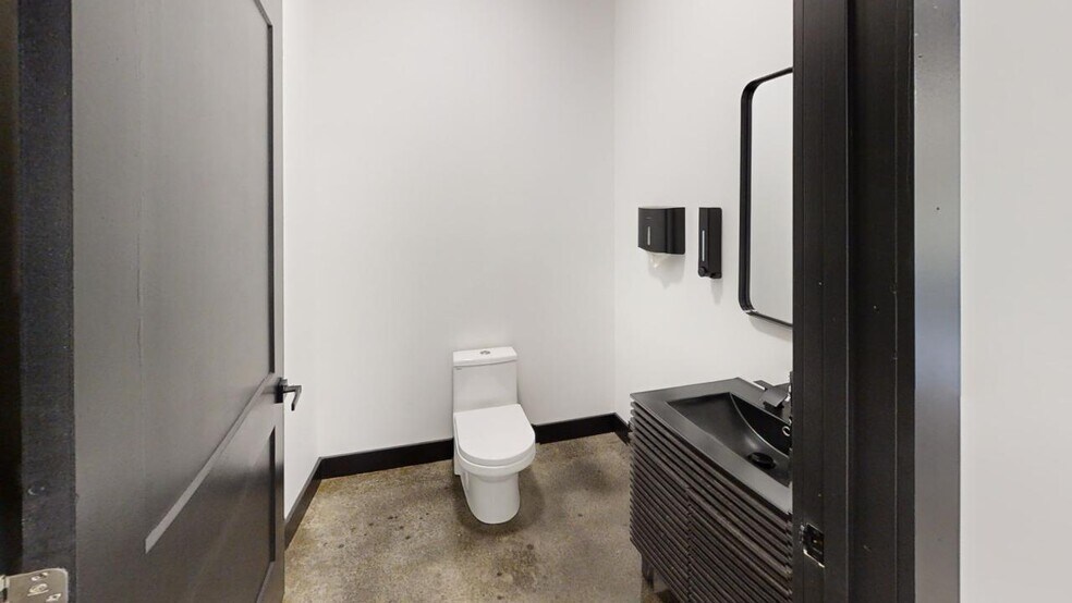 More Photos Of 3870 AL-69, Cullman Storefront For Lease