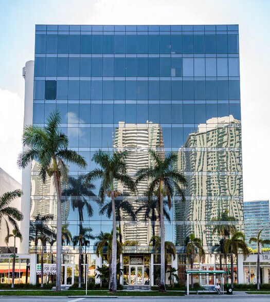 More Photos Of 3050 Biscayne Blvd, Miami Office For Lease